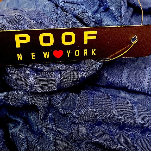 Poof New York Plus Size 1x Pullover Elastic Waist V Criss Cross Neckline Dress - Picture 6 of 6